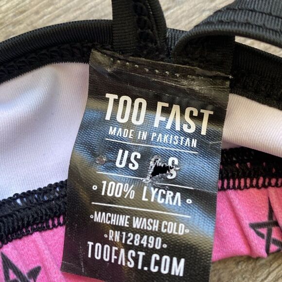 Too Fast Pink & Black Heart & Pentagram Star Print Sports Bra Cropped Tank Top - Picture 4 of 4